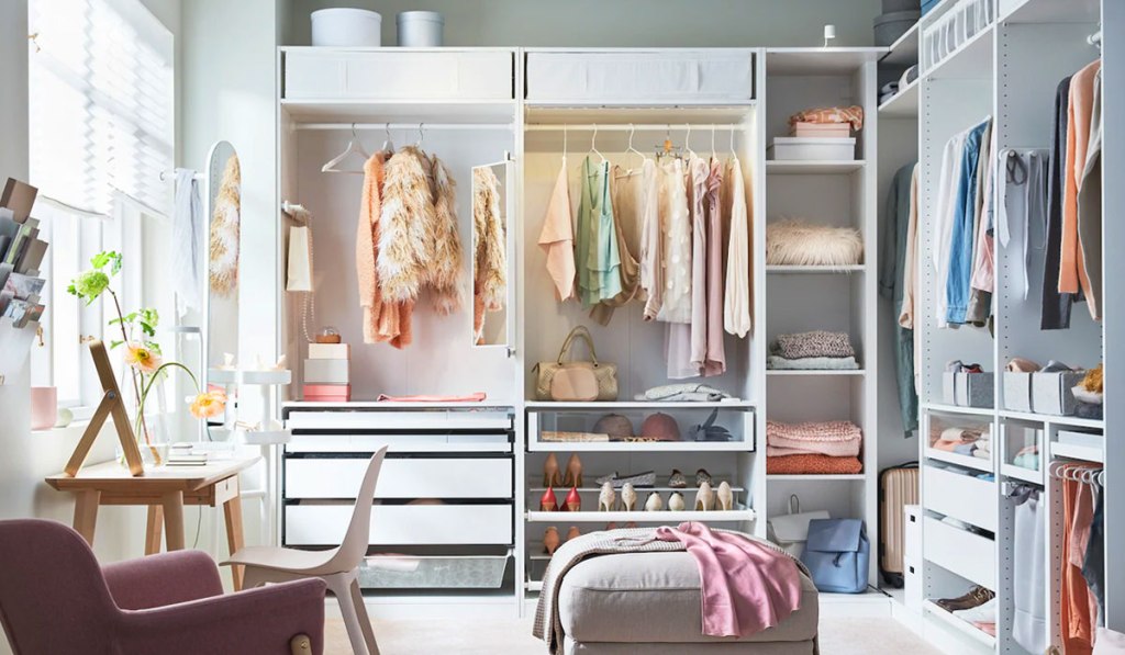 awesome-designs-for-walk-in-wardrobe-and-closet
